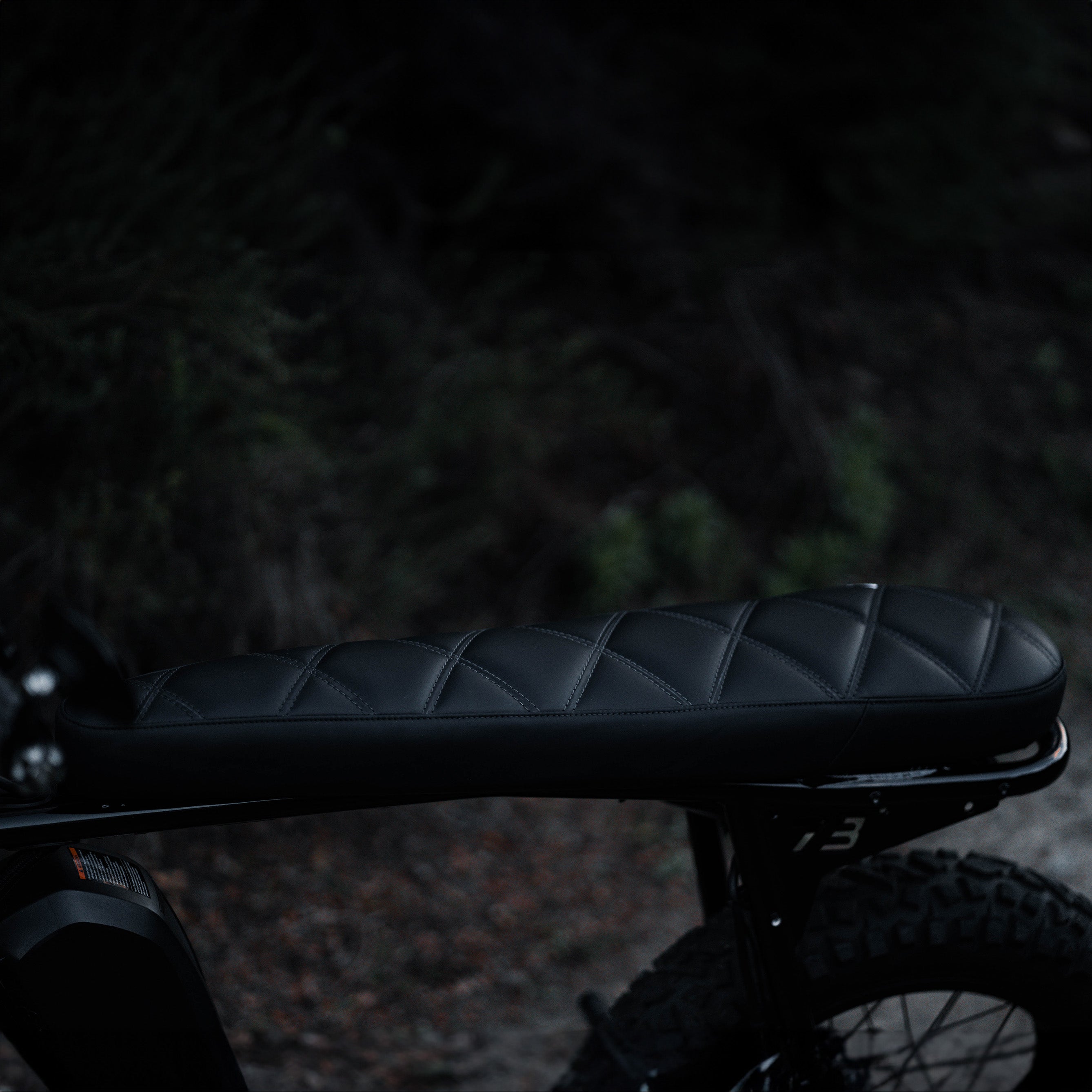 2UP Equis Stitched Seat - Minor Imperfection Secondary image