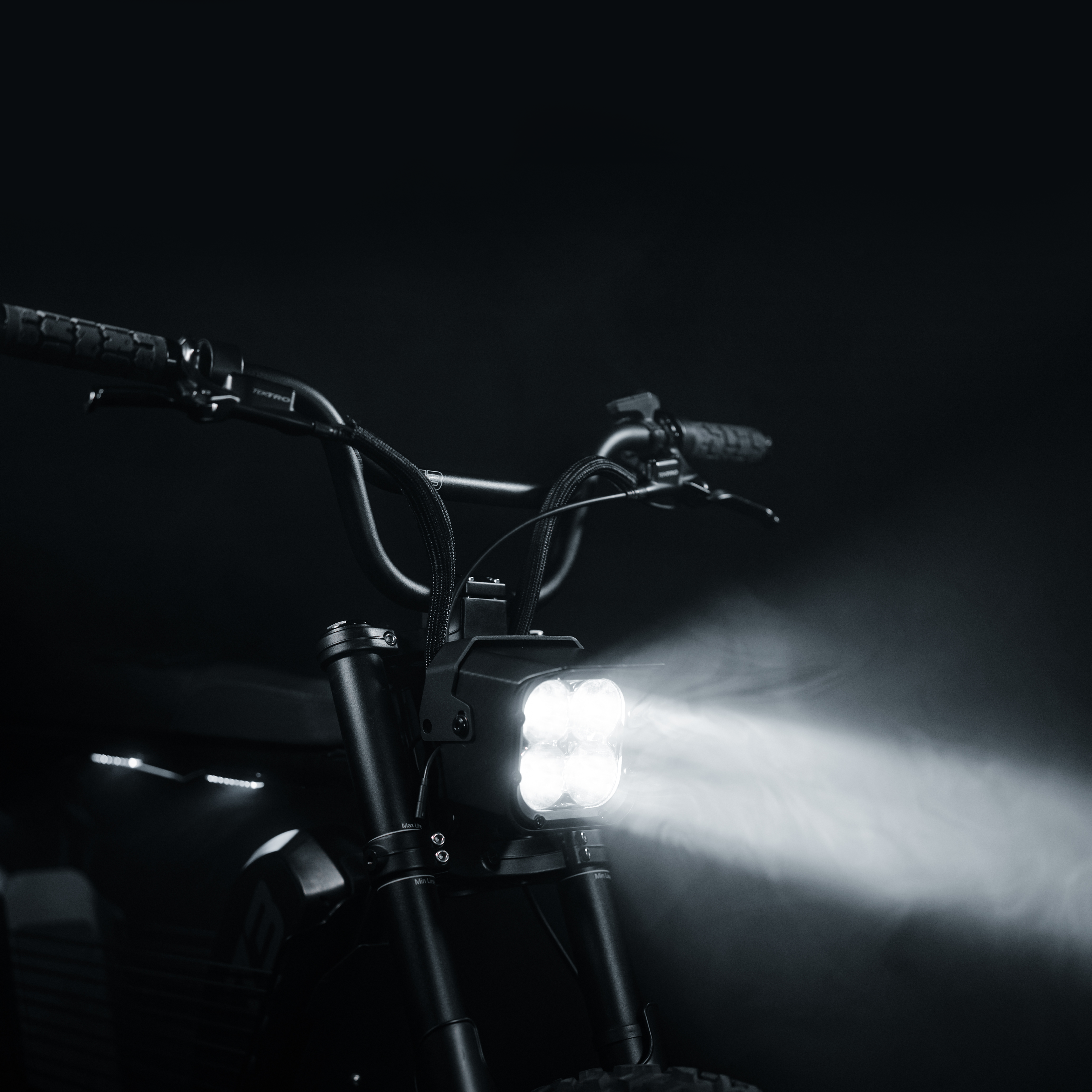 Gamma Headlight Main image